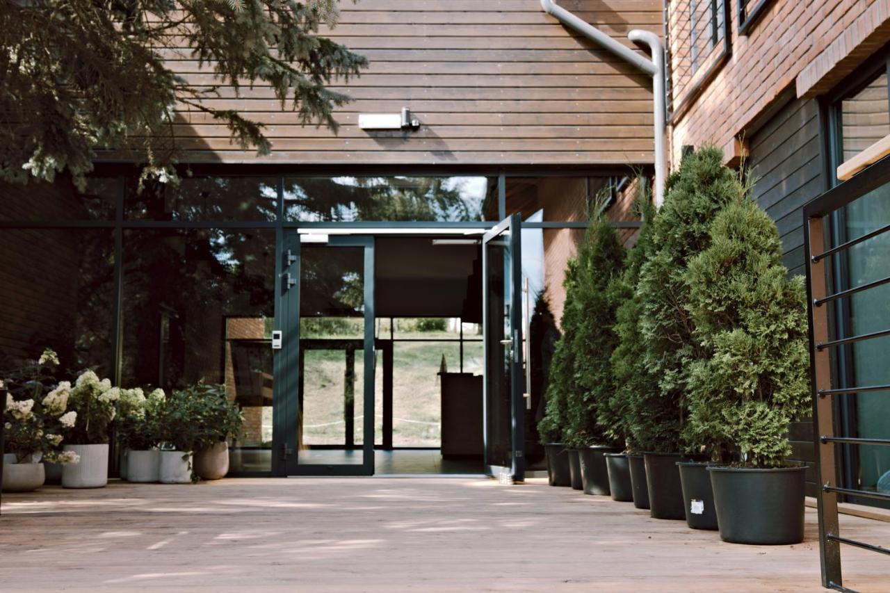 Hotel Róża Wiatrów Węgorzewo Exterior foto